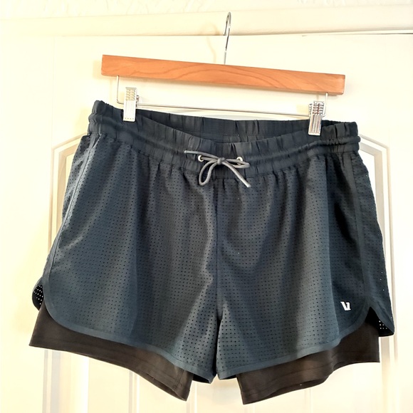 VUORI SHORTS - Picture 4 of 4